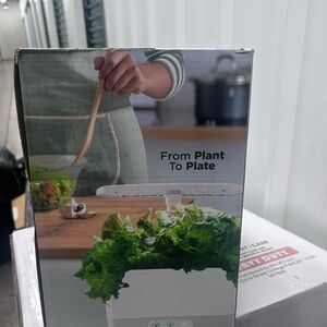 AeroGarden Harvest with Gourmet Herb Seed Pod Kit - Hydroponic Indoor Garden